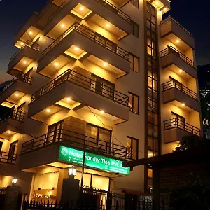  酒店 Family Ties Pvt. Ltd.